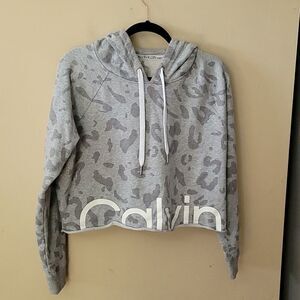 Calvin Klein crop sweatshirt Hoodie medium